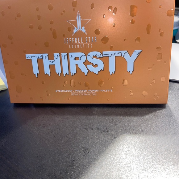 Thirsty Eyeshadow Palette- JS - Picture 3 of 3